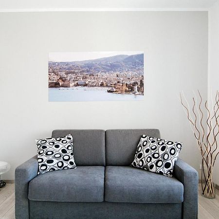 Bright Home - The House Of Travelers โกโม ภายนอก รูปภาพ