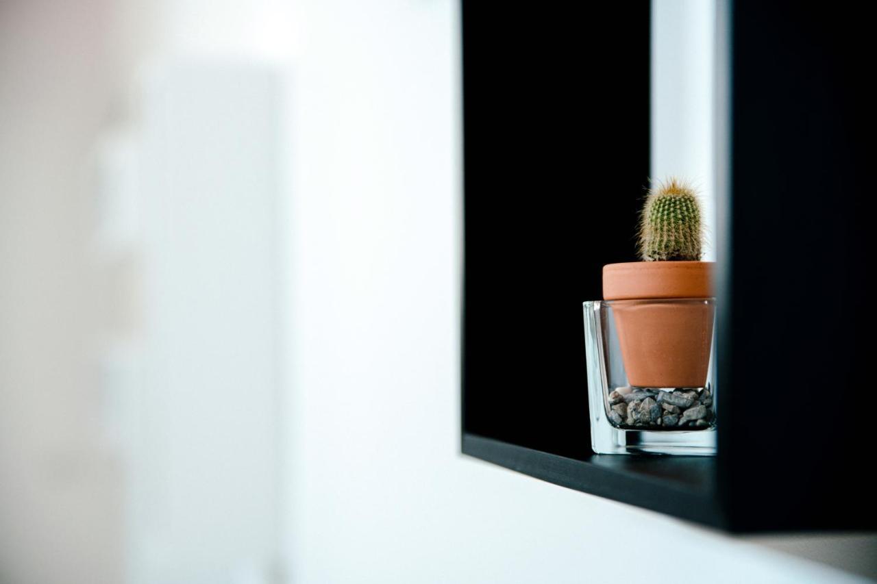 Bright Home - The House Of Travelers โกโม ภายนอก รูปภาพ